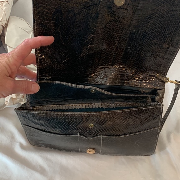 Gorgeous vintage chocolate brown snakeskin bag in amazing condition! Unique! - Picture 14 of 16